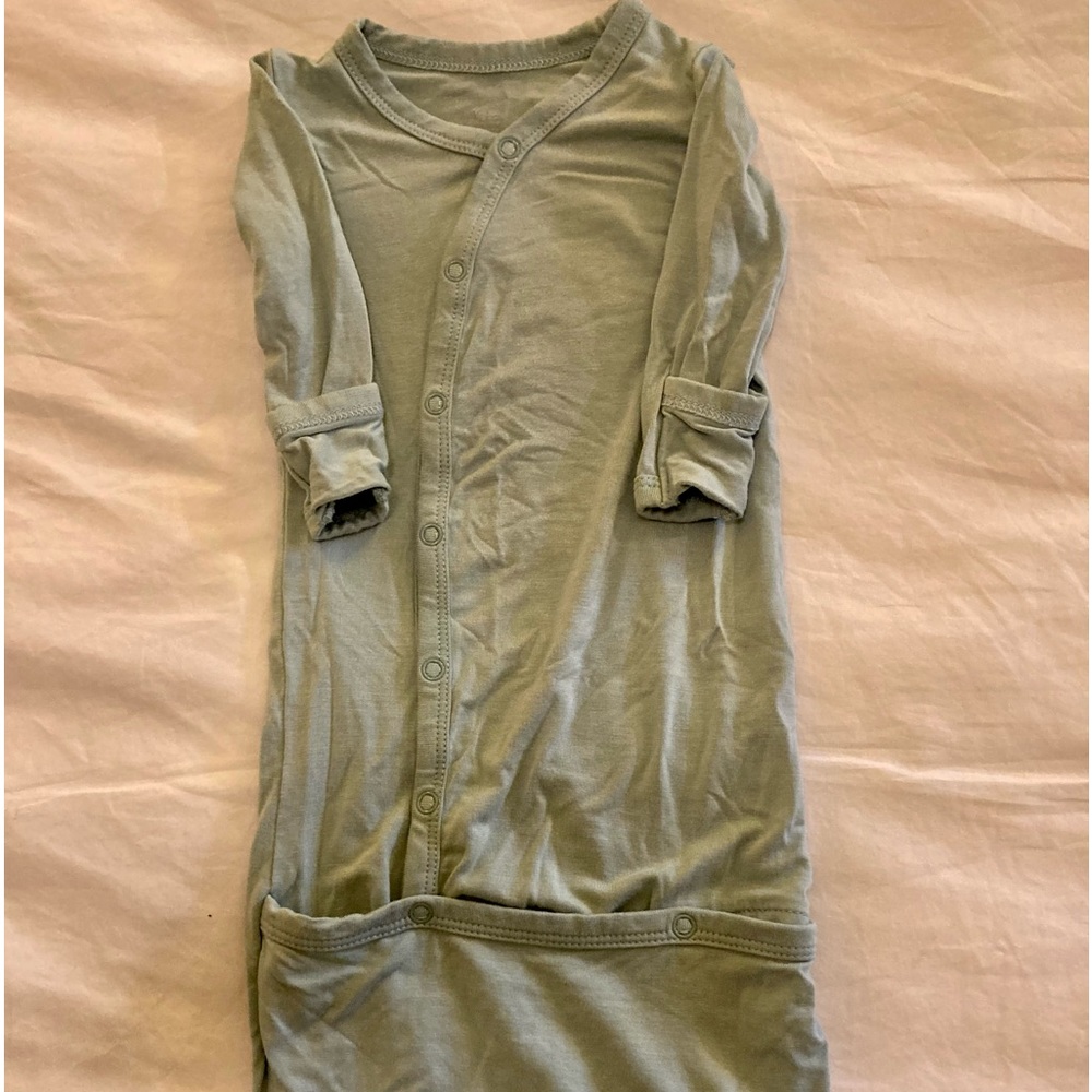Kyte Baby Bundler NB in Sage